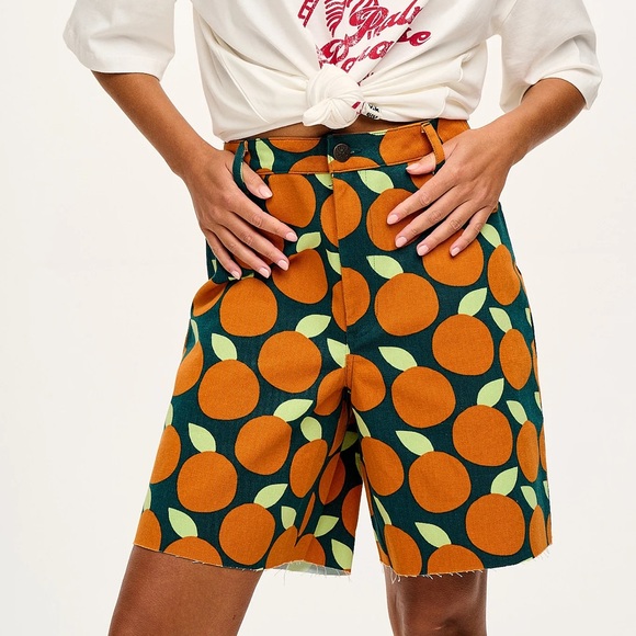 ๐ Lucy & Yak Parker Twill Shorts in Otis ๐. NWT. Print sold out online. - Picture 1 of 10